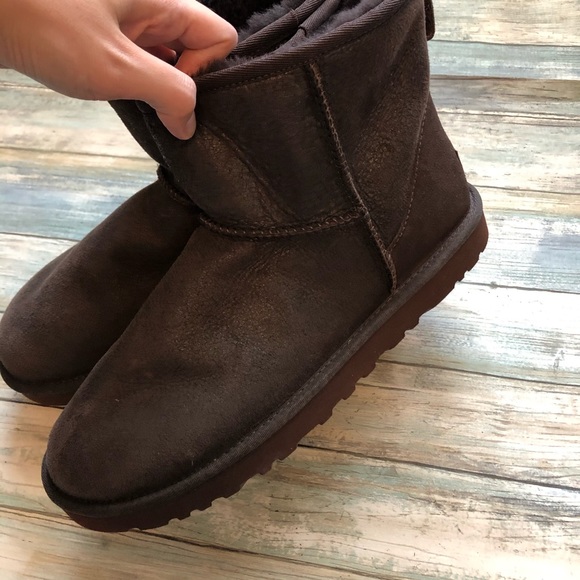 Ugg CLASSIC MINI BOMBER BOOT  men’s shoes - Picture 6 of 8